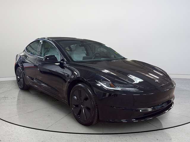 2024 TESLA Model 3