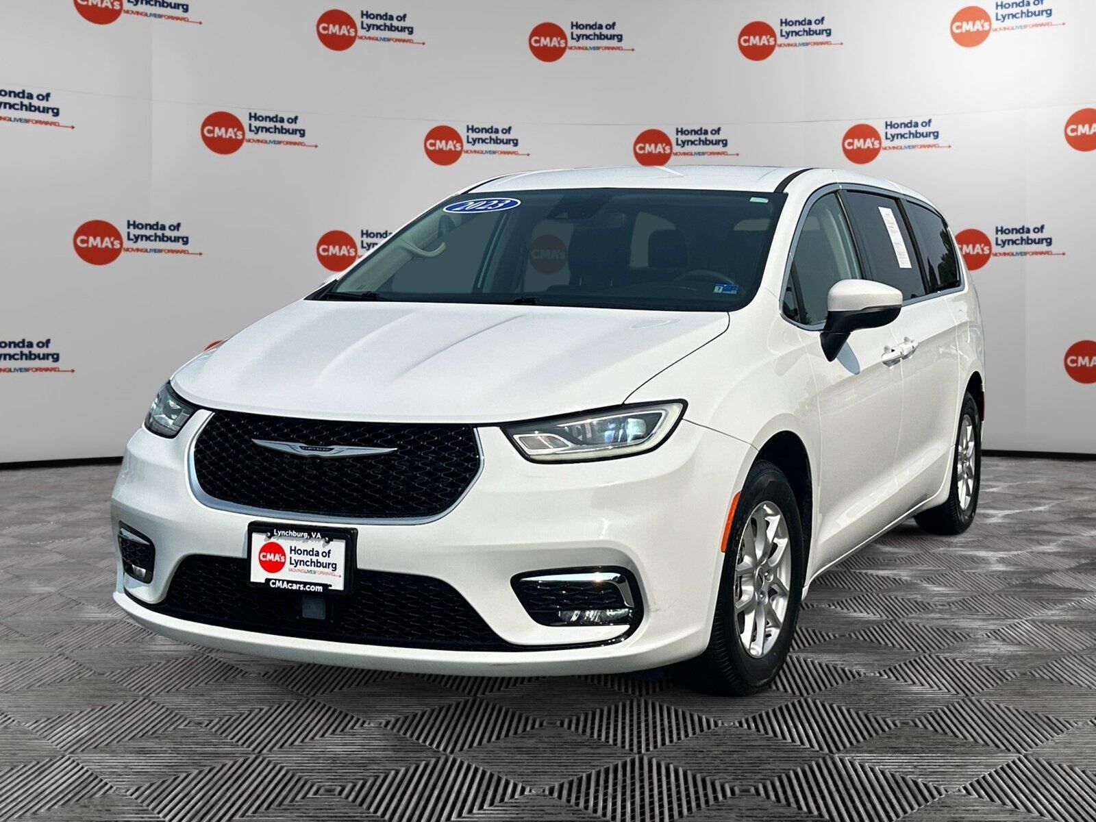 2023 CHRYSLER Pacifica