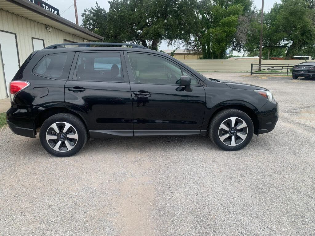 2017 SUBARU Forester