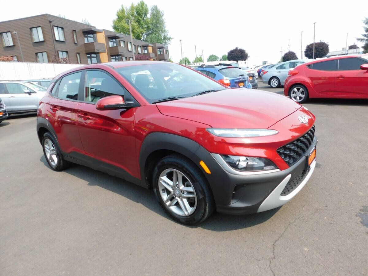 2023 HYUNDAI Kona