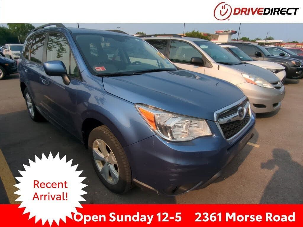 2016 SUBARU Forester
