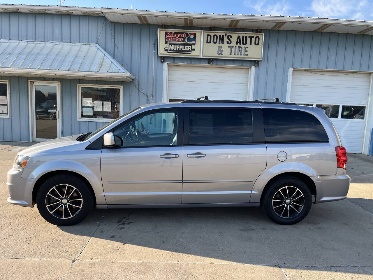 2017 DODGE Grand Caravan