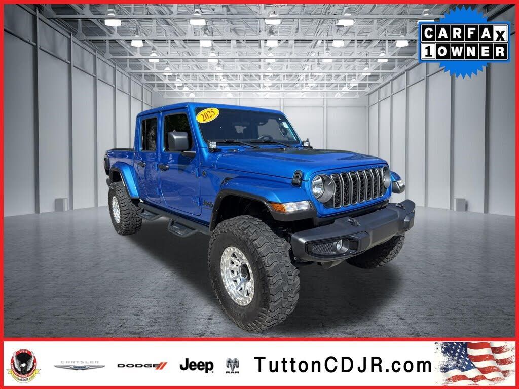 2025 JEEP Gladiator