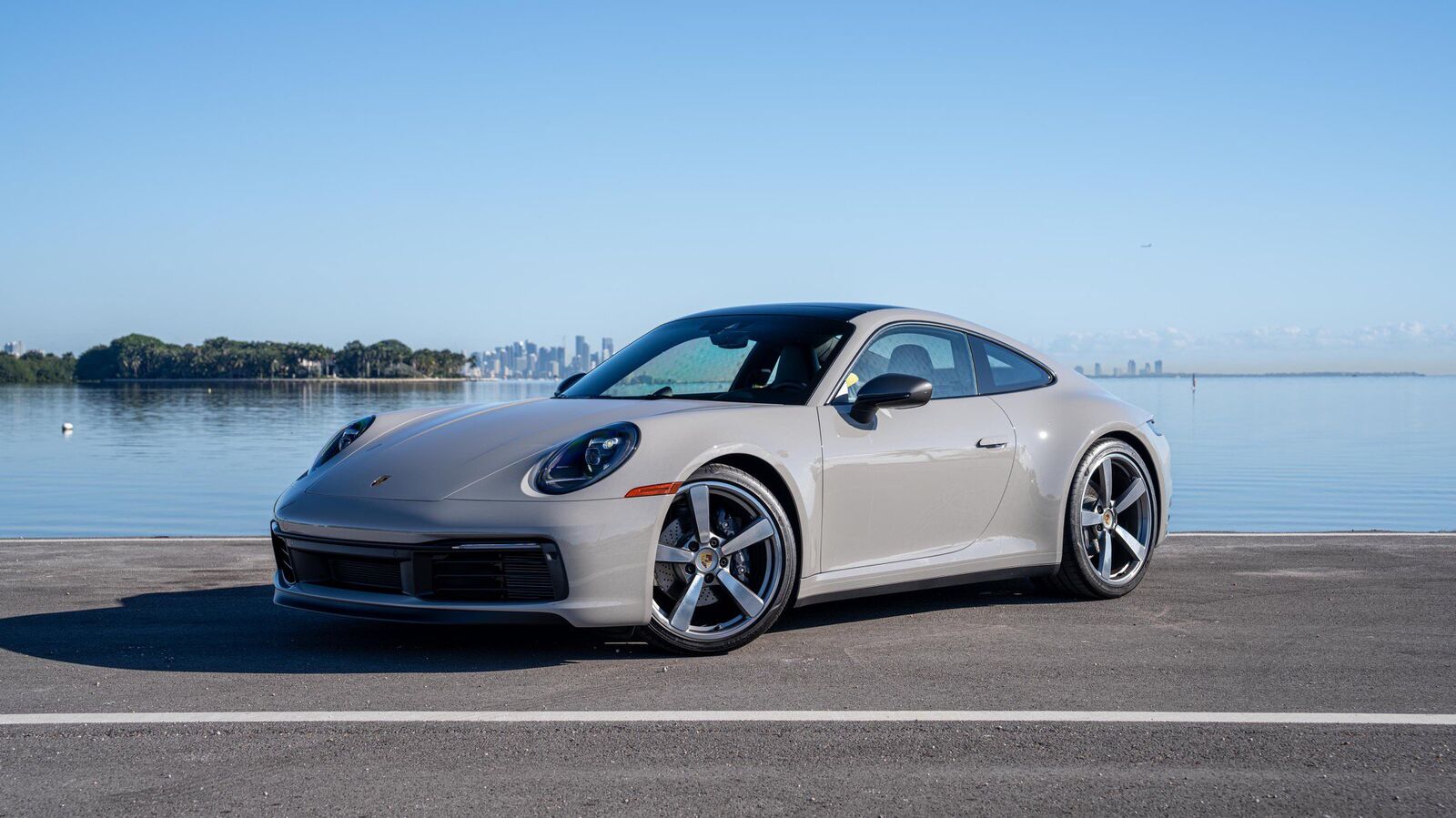 2024 PORSCHE 911