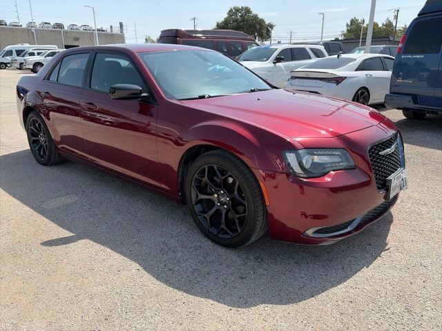 2020 CHRYSLER 300