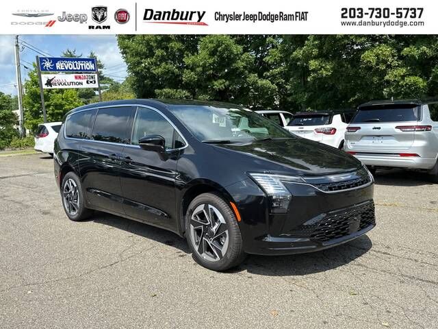 2027 CHRYSLER Pacifica