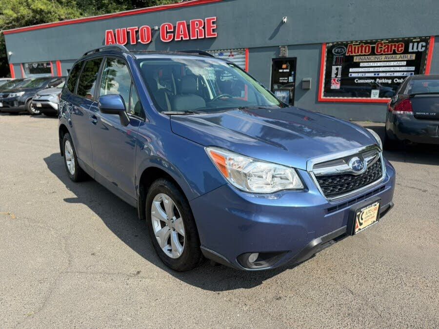 2015 SUBARU Forester