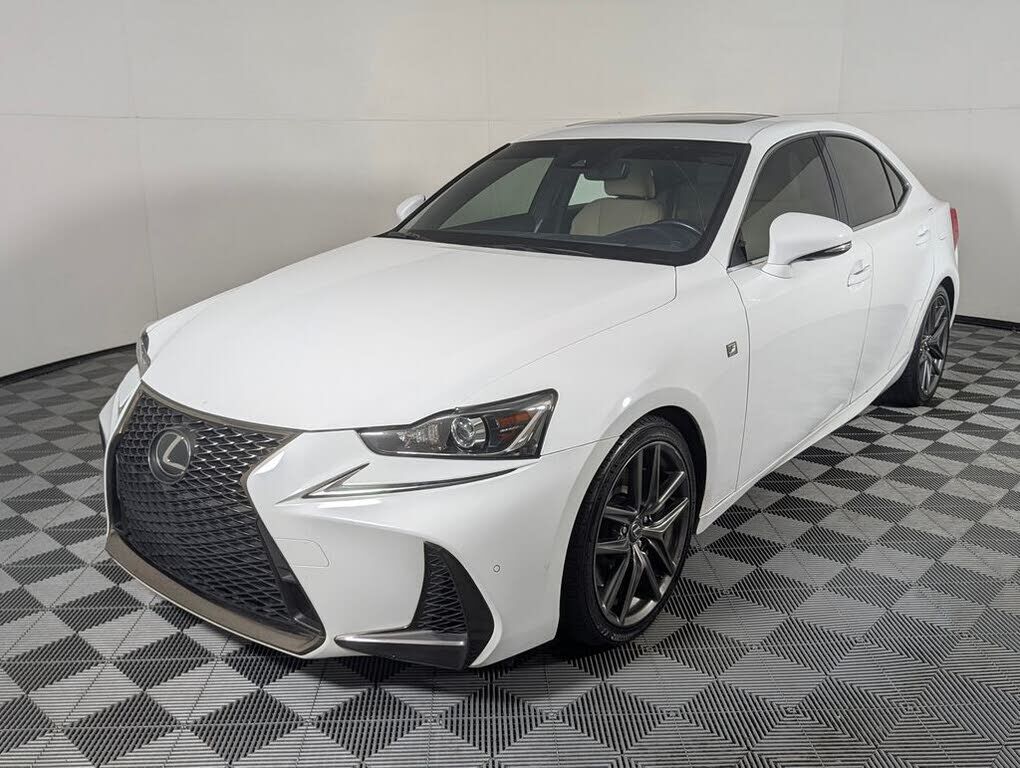 2018 LEXUS IS