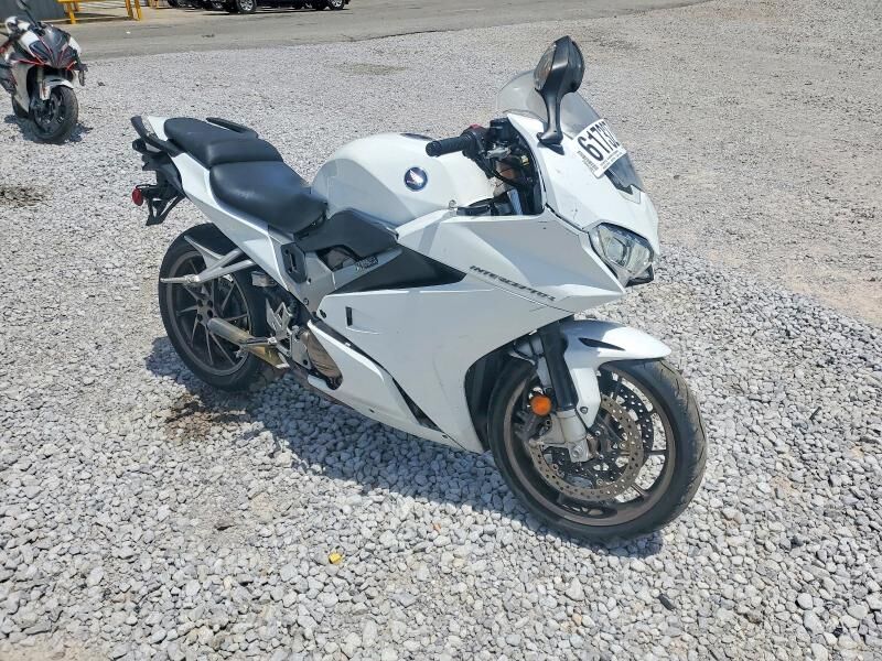 2014 HONDA VFR800F