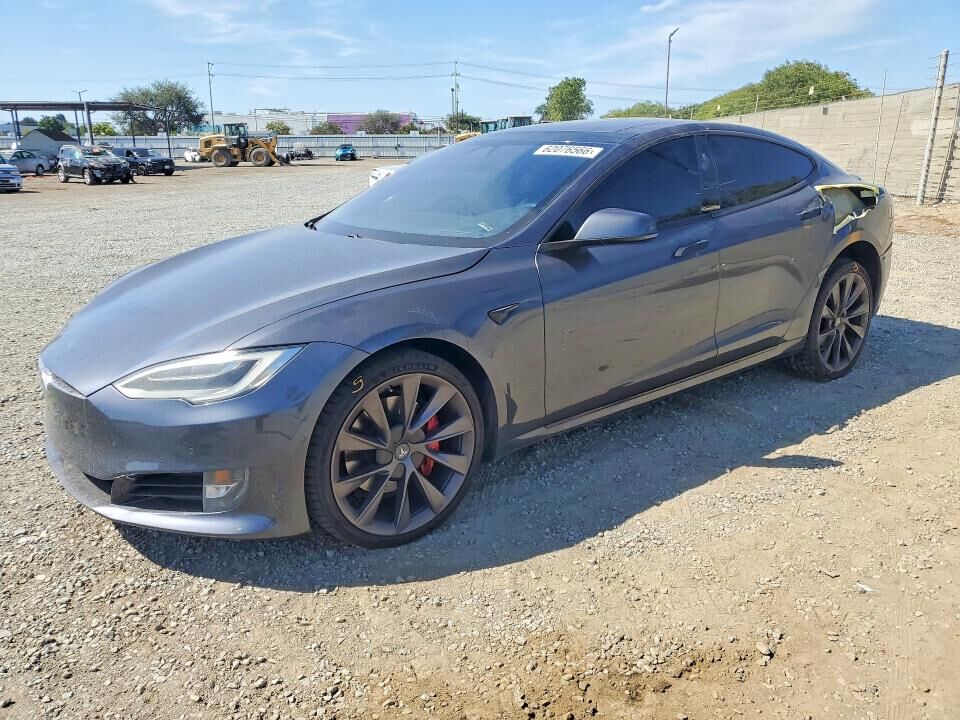 2018 TESLA Model S