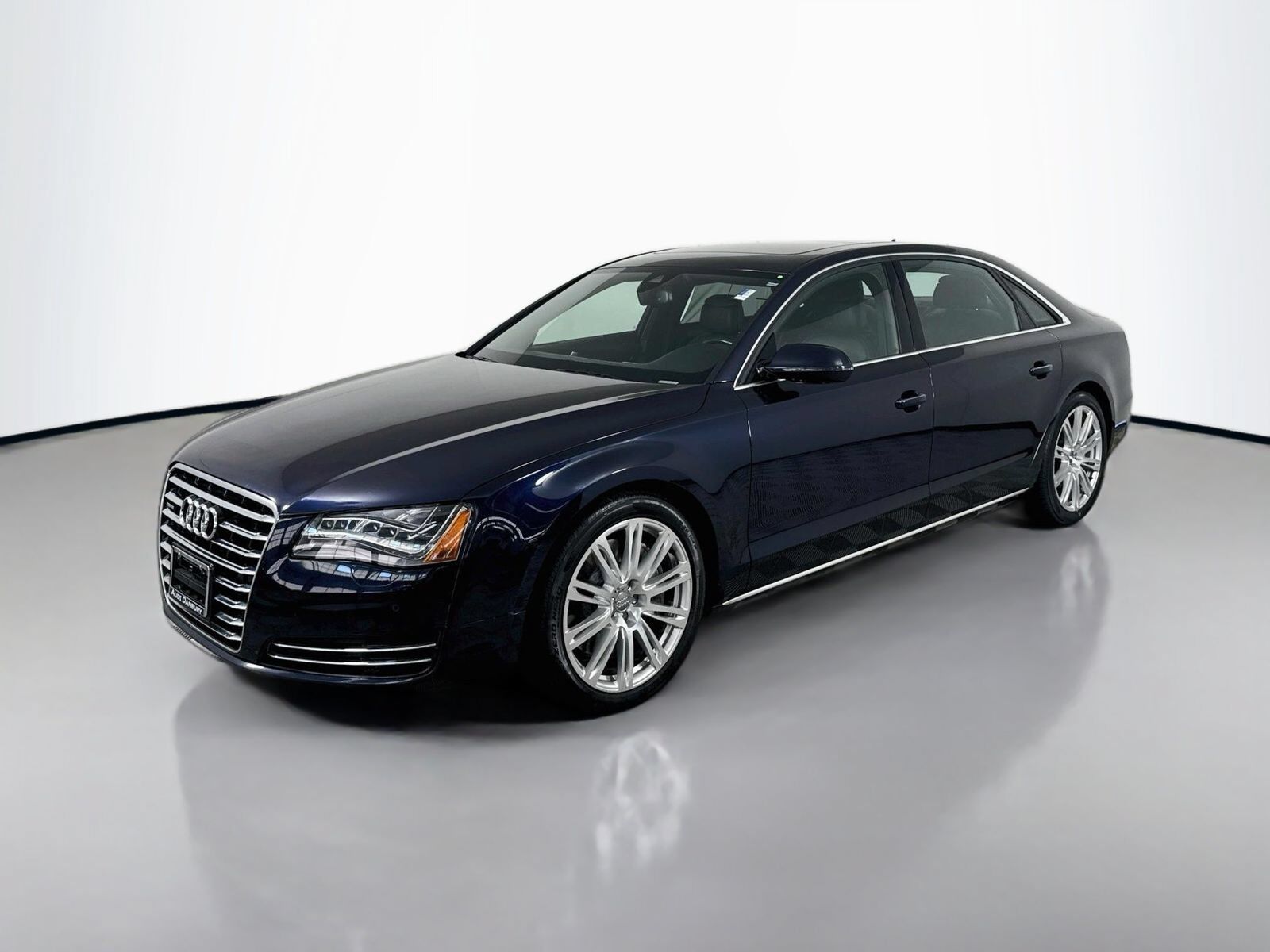 2014 AUDI A8