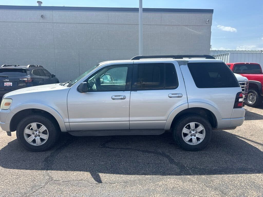2010 FORD Explorer