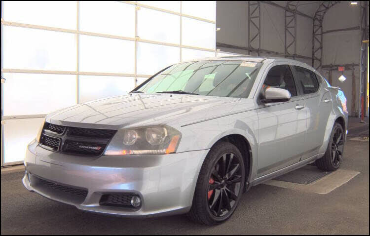 2013 DODGE Avenger