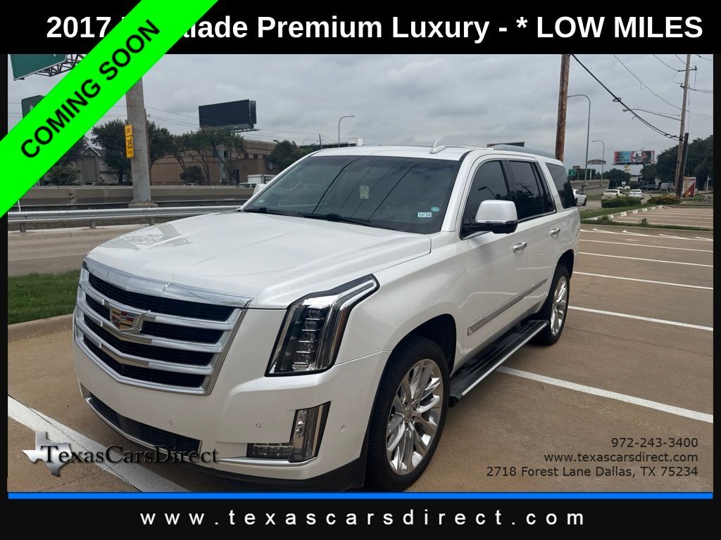 2017 CADILLAC Escalade