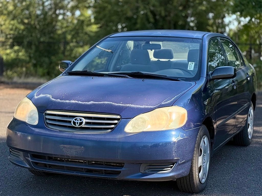 2004 TOYOTA Corolla