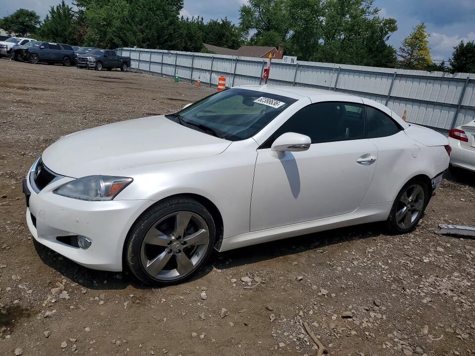 2015 LEXUS IS