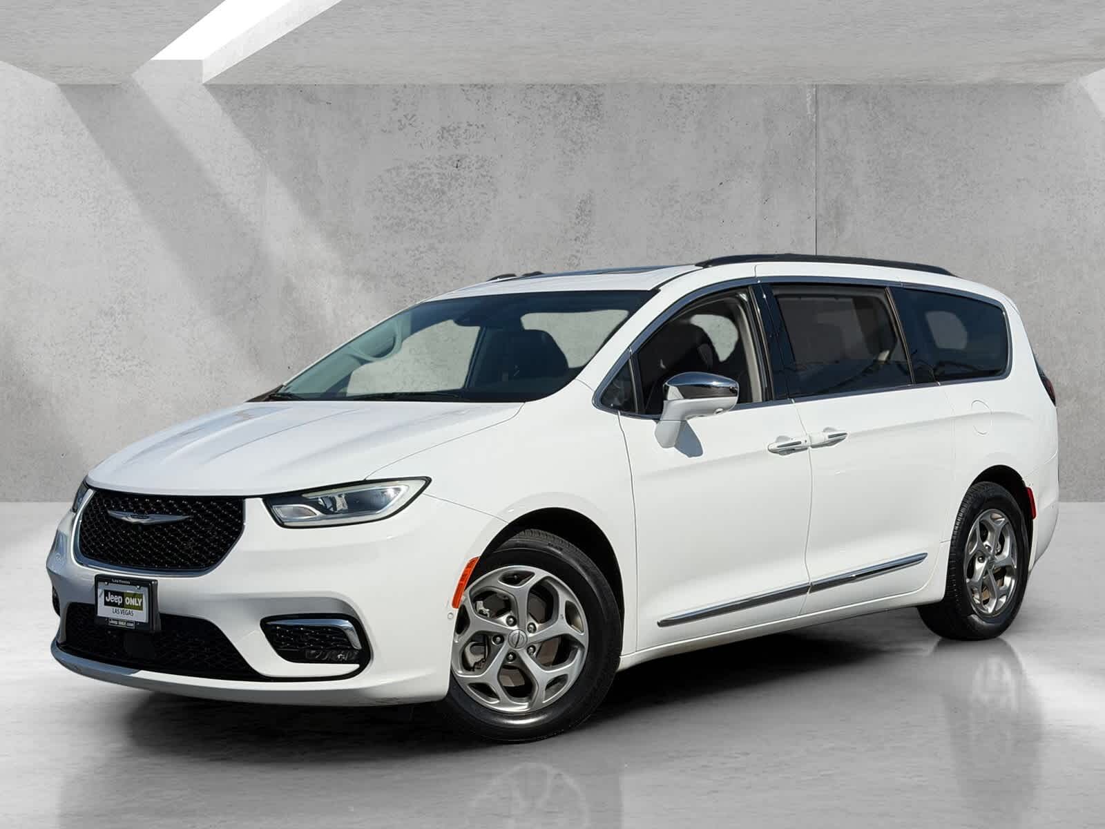 2022 CHRYSLER Pacifica