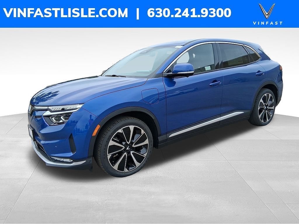 2025 VINFAST VF 8