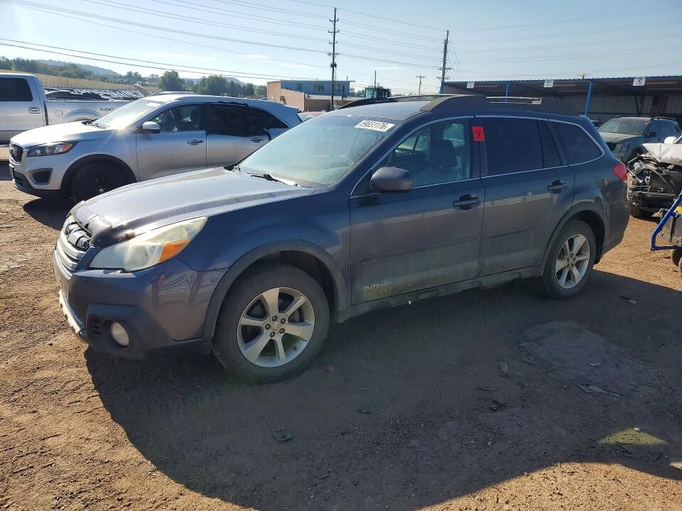 2014 SUBARU Outback