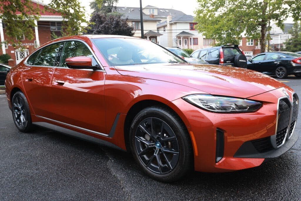 2024 BMW i4