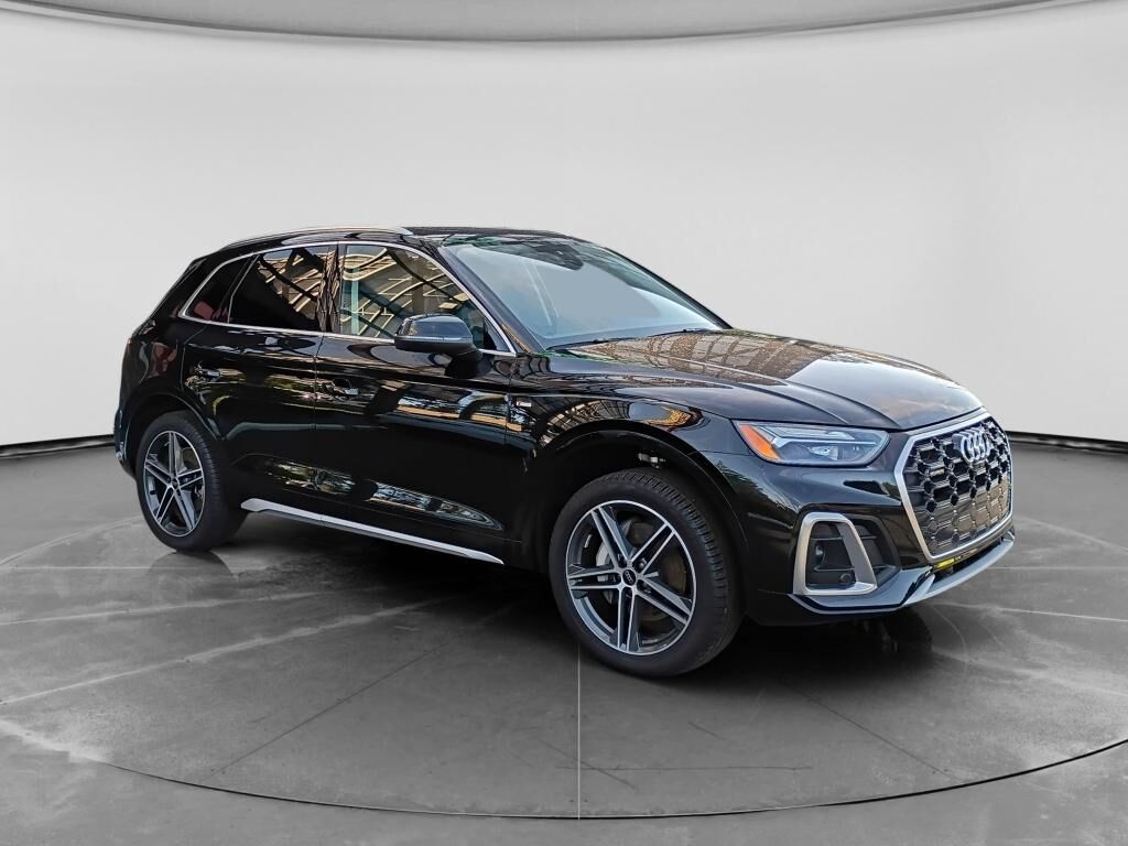 2025 AUDI Q5 e