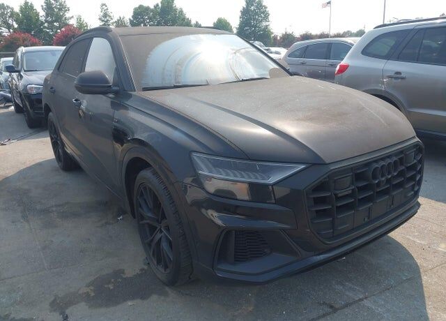 2021 AUDI Q8