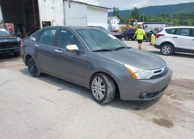 2011 FORD Focus