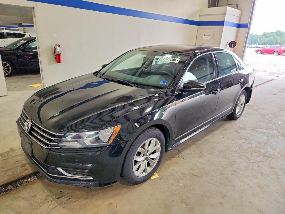 2016 VOLKSWAGEN Passat