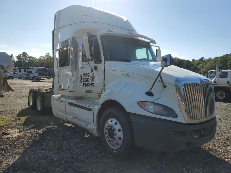 2014 INTERNATIONAL LF687