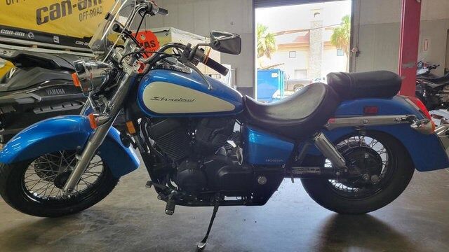 2022 HONDA VT750
