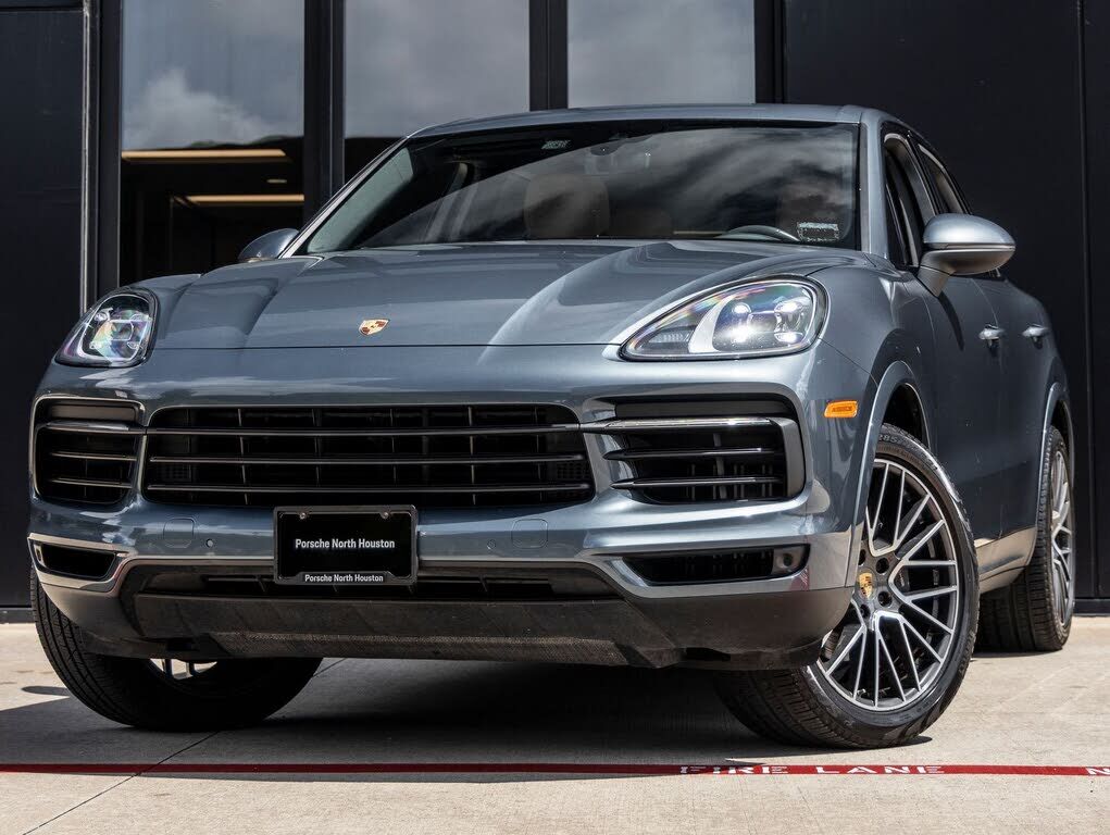 2019 PORSCHE Cayenne