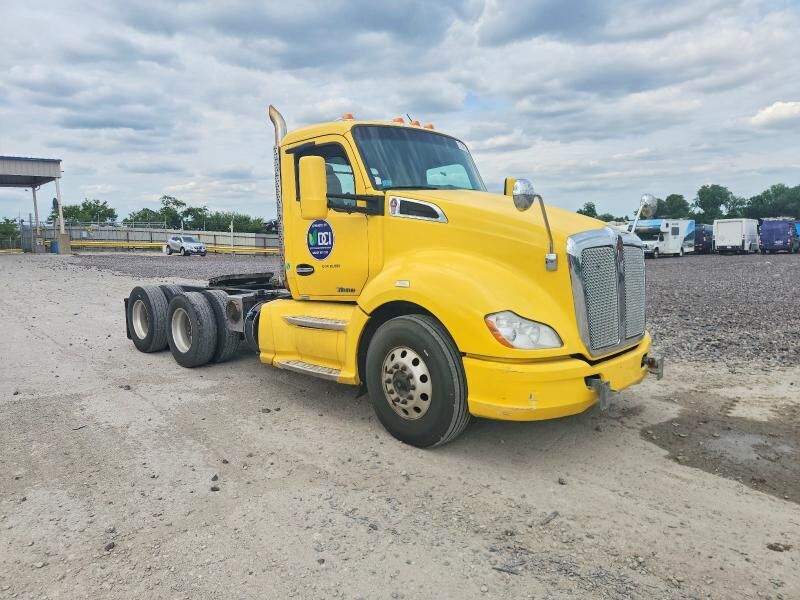 2016 KENWORTH T680