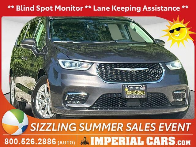 2023 CHRYSLER Pacifica