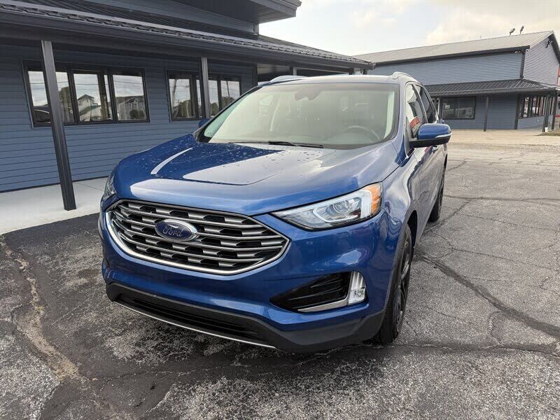 2020 FORD Edge