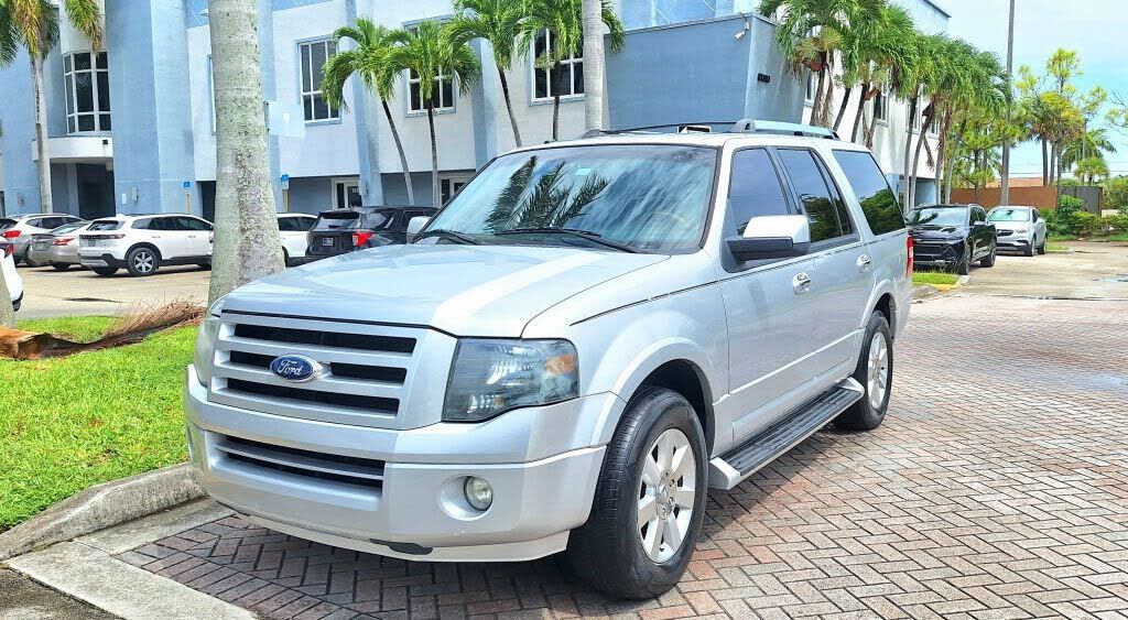 2010 FORD Expedition