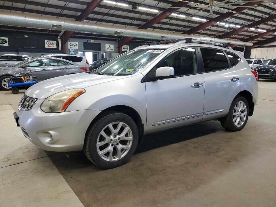 2011 NISSAN Rogue