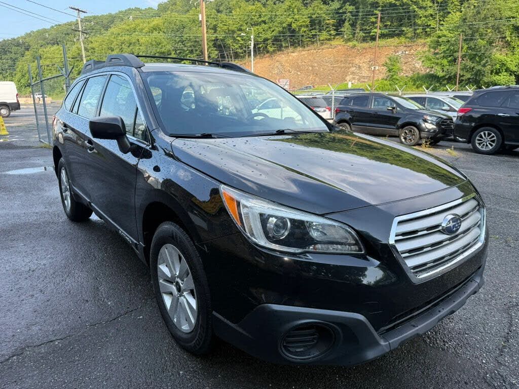 2017 SUBARU Outback