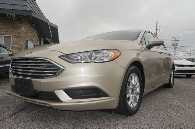 2017 FORD Fusion