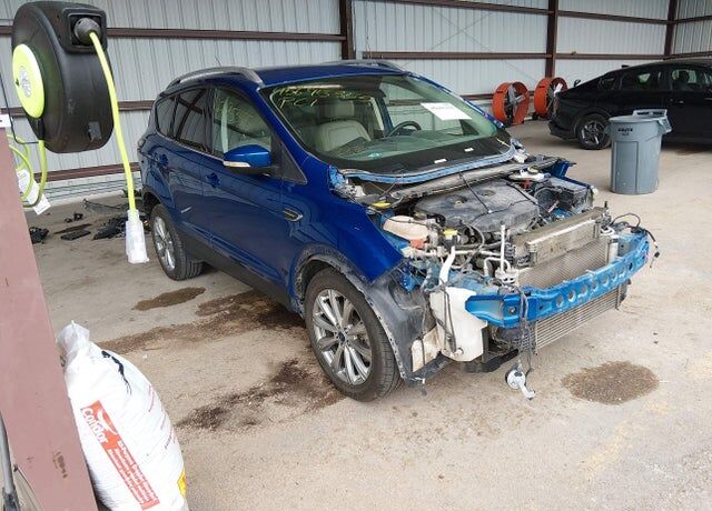 2017 FORD Escape
