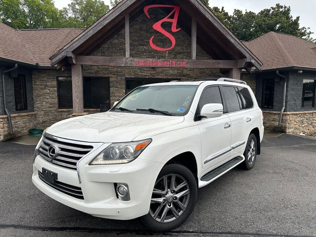 2013 LEXUS LX