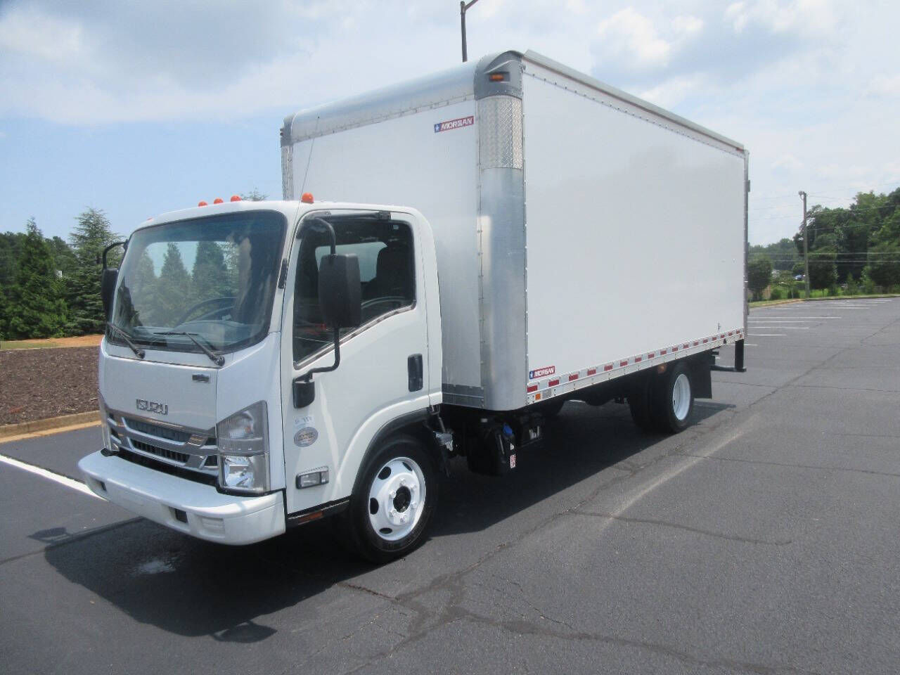 2019 ISUZU NQR/NRR