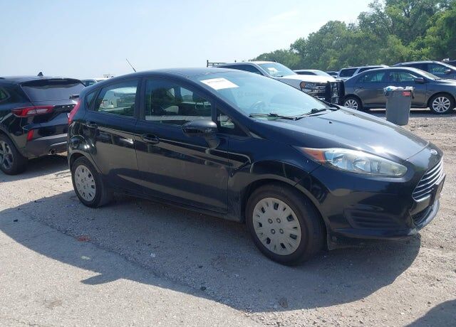 2016 FORD Fiesta