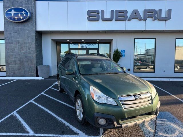 2013 SUBARU Outback