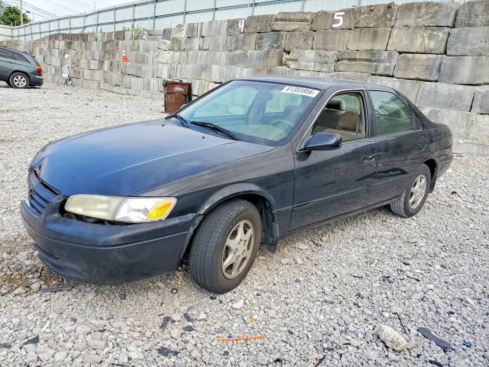 1997 TOYOTA Camry