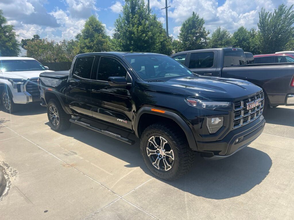 2023 GMC Canyon