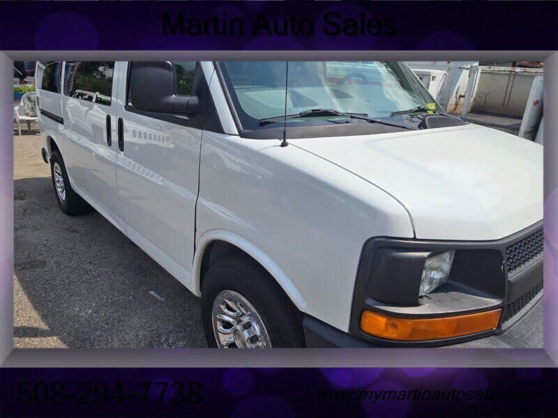 2010 CHEVROLET Express