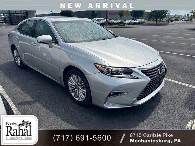 2016 LEXUS ES
