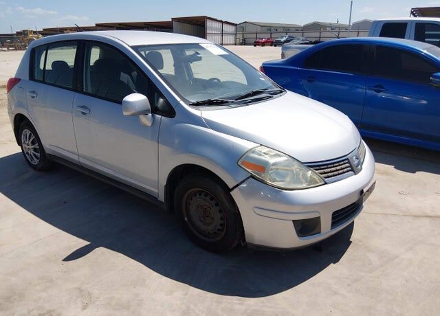 2009 NISSAN Versa