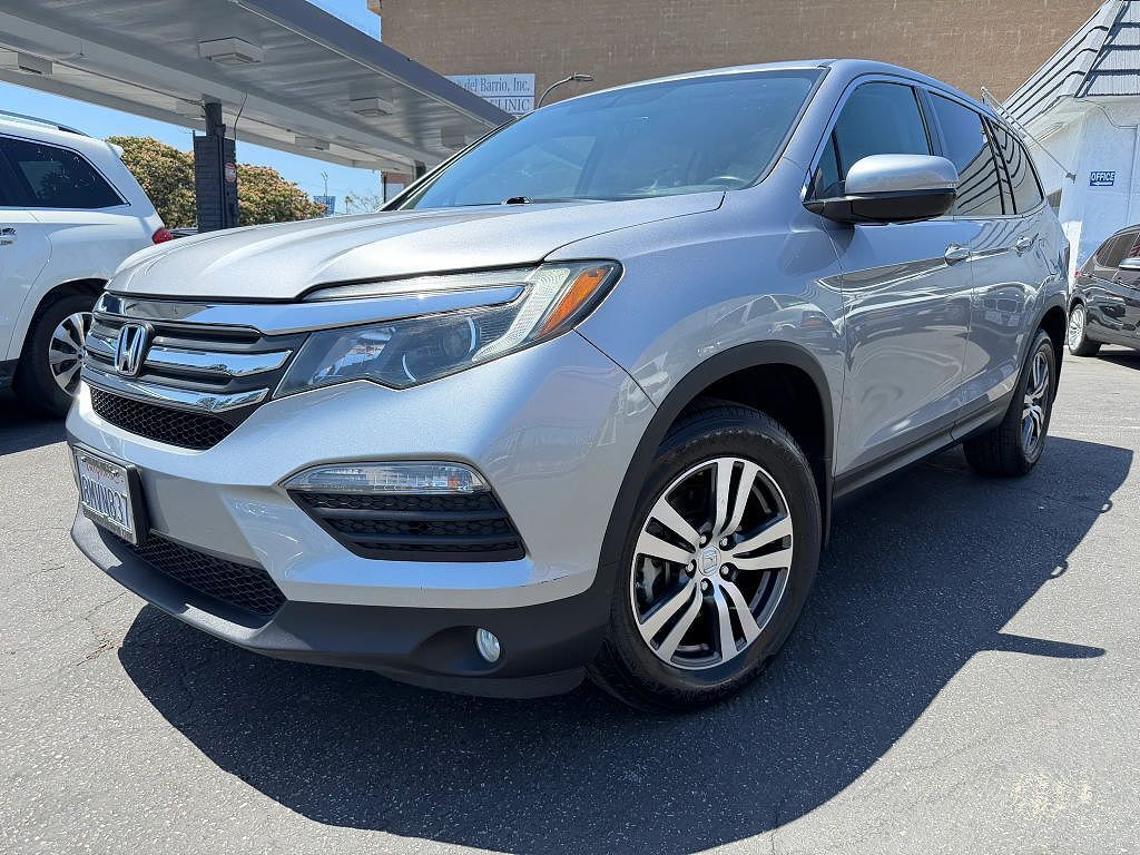 2017 HONDA Pilot