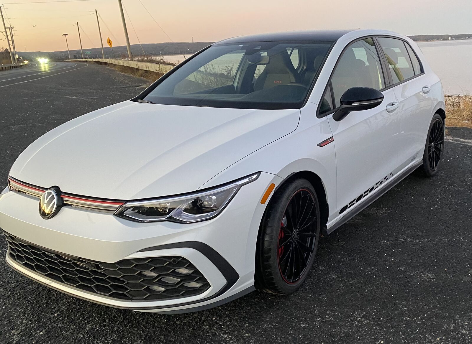 2023 VOLKSWAGEN Golf GTI